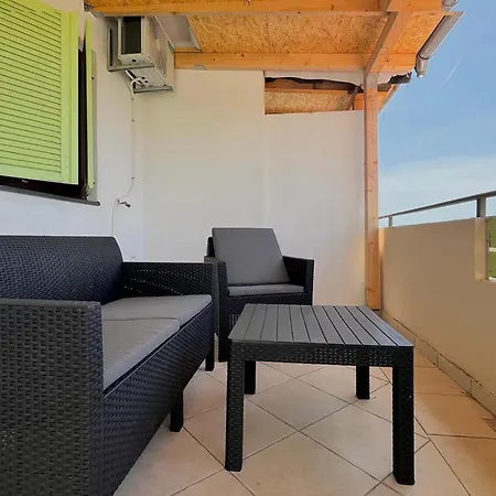 Casa de Férias 4 Bedroom Pet Friendly In Rupalj